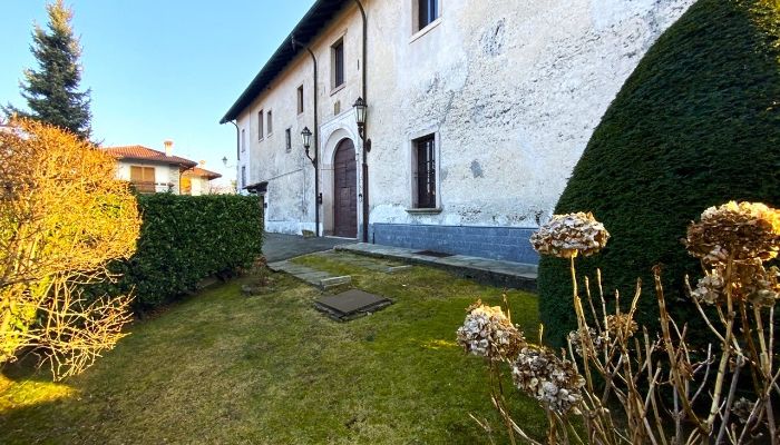 Manor House for sale Gignese, Piemont,  Italy