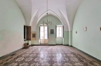 Character Properties, Ancient Town House for Sale in Oria