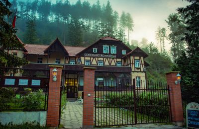 Historic property for sale Kowalowa, Lower Silesia, Front budynku