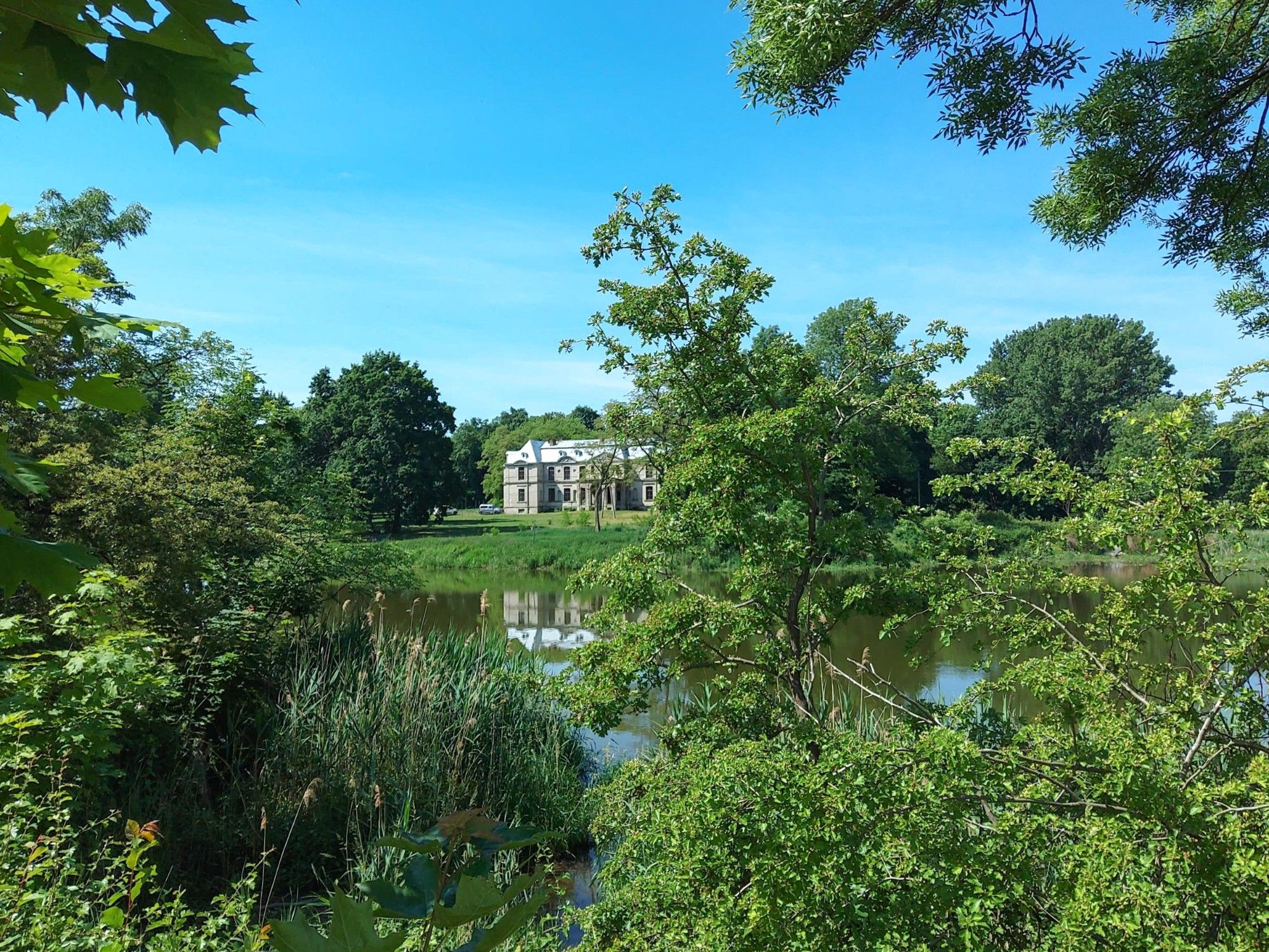 Photos Country manor and park between Bydgoszcz and Warsaw