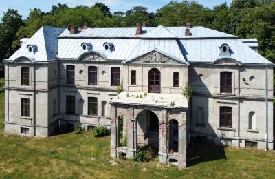 Character Properties, Country manor and park between Bydgoszcz and Warsaw