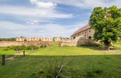 Castle for sale Kounice, Zámek Kounice, Středočeský kraj, Outbuilding