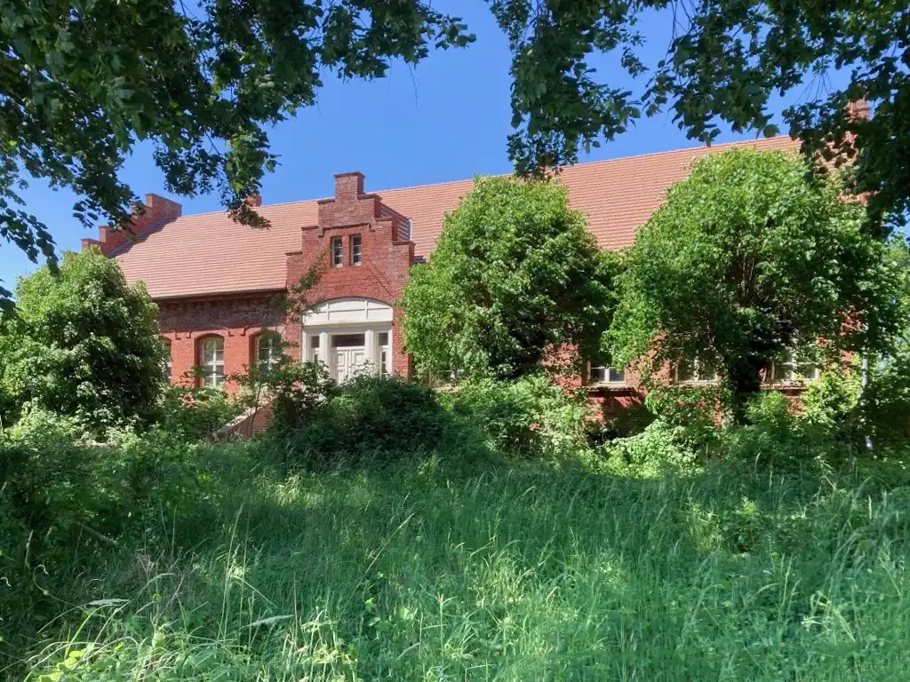 Photos Manor house near Pasewalk, Mecklenburg-Vorpommern-Brandenburg-Poland