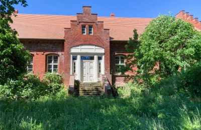 Manor House for sale 17309 Fahrenwalde,  Friedrichhof 7-8, Mecklenburg-West Pomerania, Entrance