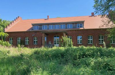 Manor House for sale 17309 Fahrenwalde,  Friedrichhof 7-8, Mecklenburg-West Pomerania, Back view