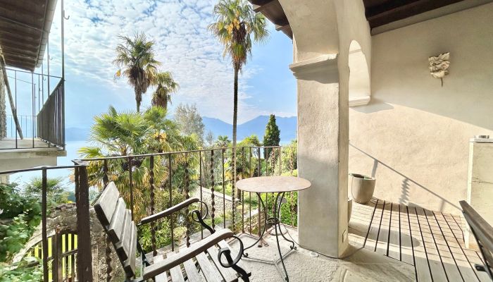Manor House for sale 28824 Oggebbio, Piemont,  Italy