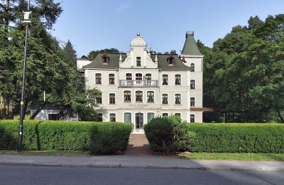 Historic Villa for sale Duszniki-Zdrój, Wojska Polskiego 10, Lower Silesia, Front view