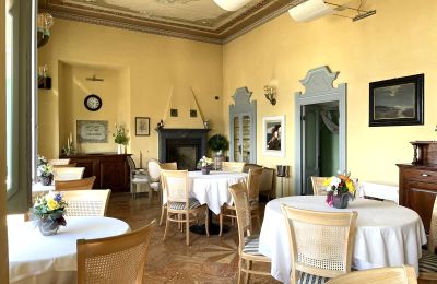 Historic Villa for sale Bee, Piemont, Large Hall