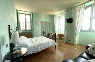 Historic Villa for sale Bee, Piemont, Bedroom