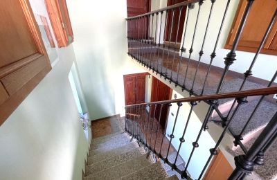 Historic Villa for sale Bee, Piemont, Hallway