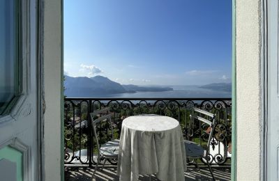 Historisk villa til salg Bee, Piemonte, Balkon