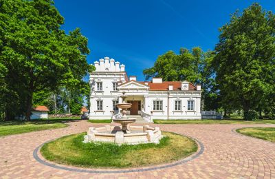 Castle for sale 05-332 Żaków, Mazovia, Access