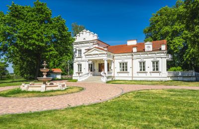 Castle for sale 05-332 Żaków, Mazovia, Front view