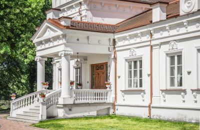 Castle for sale 05-332 Żaków, Mazovia, Portico