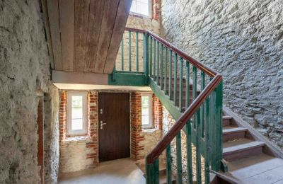 Historic Villa for sale Piaski, Wolności 19, Łódź Region, Staircase