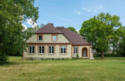 Historic Villa for sale Piaski, Wolności 19, Łódź Region, Stara szkoła w Piaskach