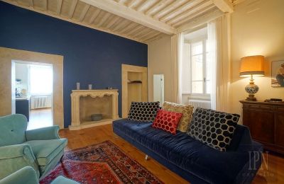 Castle Apartment for sale Arezzo, Via Giuseppe Mazzini, Tuscany, Photo 7/25