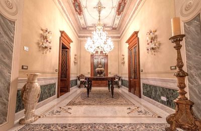 Historic Villa for sale 28040 Lesa, Piemont, Photo 6/42