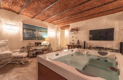 Historic Villa for sale 28040 Lesa, Piemont, Photo 21/42
