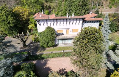 Historic Villa for sale Belgirate, Piemont, Photo 2/39