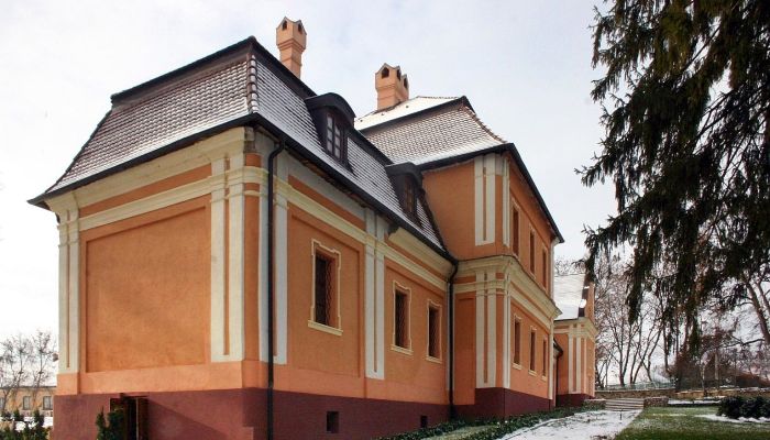 Château · Nitra Region