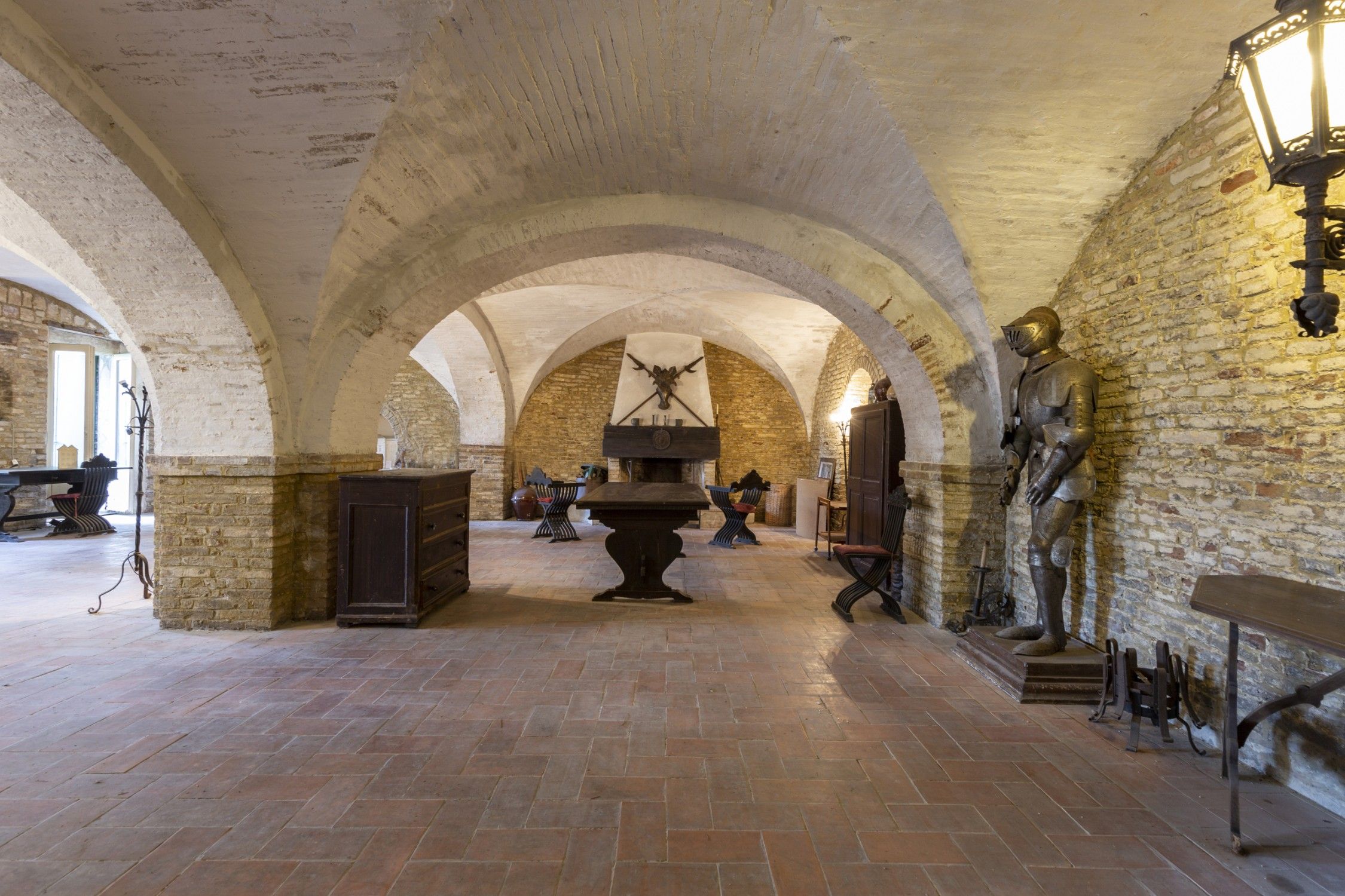 Photos Palace with historic interior and garden near Ancona