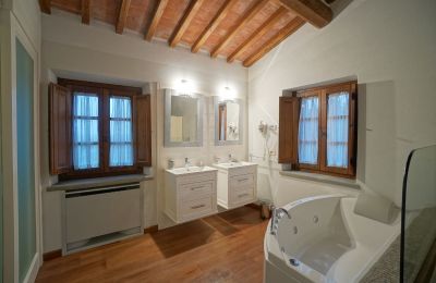 Country home for sale 06069 Tuoro sul Trasimeno, Umbria, Photo 19/23