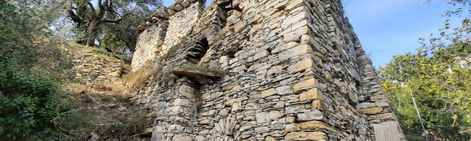 Photos Rustic mill with sea views in Pontedassio