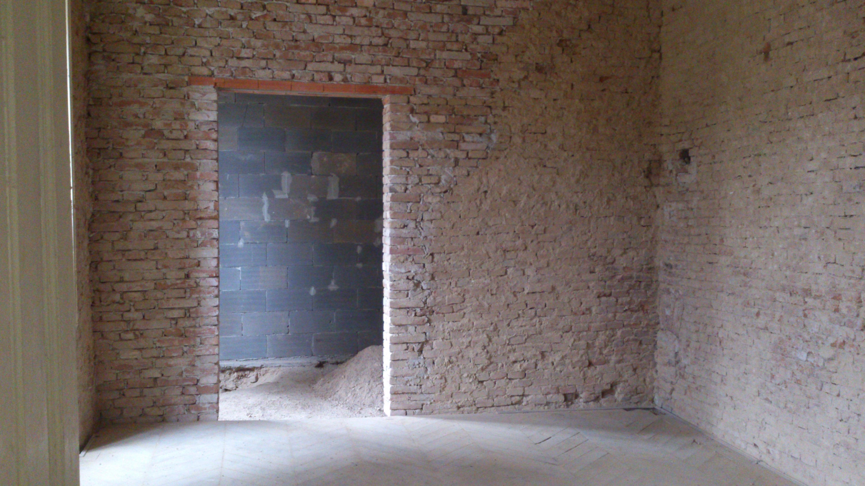 Château · Rumanová