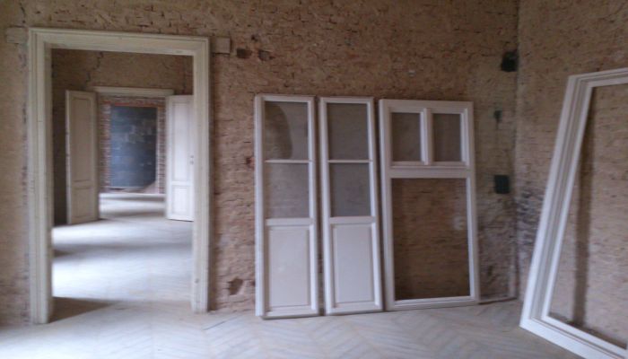 Château · Rumanová