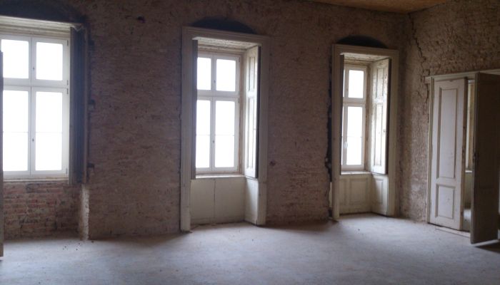Château · Rumanová