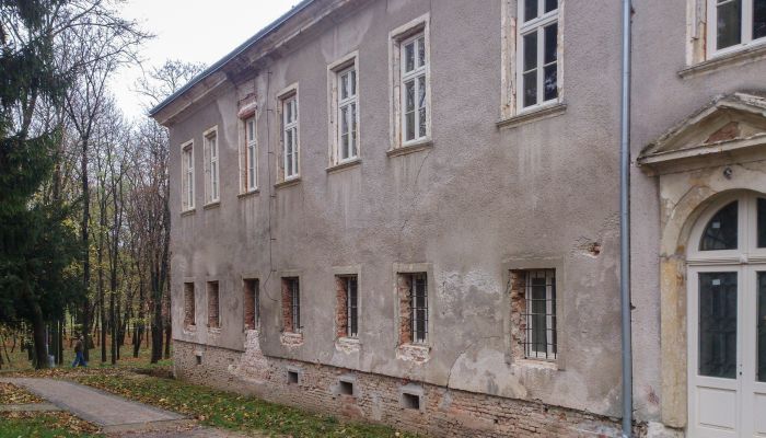 Château · Rumanová