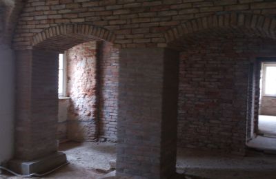 Château · Rumanová
