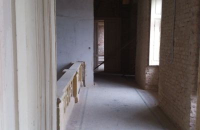 Château · Rumanová