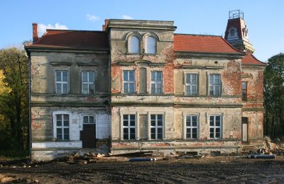 Manor House for sale Pisarzowice, Lower Silesia, Front view