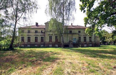 Manor House for sale Strzyżno, Pałac w Strzyżnie, West Pomerania, Palace Garden