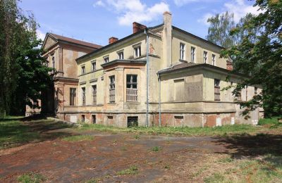 Manor House Strzyżno, West Pomerania