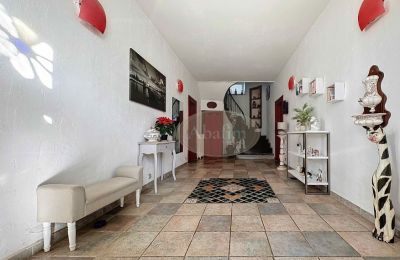 Country home for sale Trie-sur-Baïse, Occitania, Photo 3/30