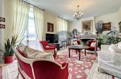Country home for sale Rodez, Occitania, Living Room