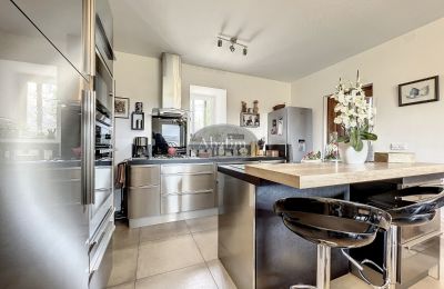 Country home for sale Rodez, Occitania, Kitchen