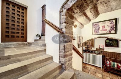 Country home for sale Rodez, Occitania, Staircase
