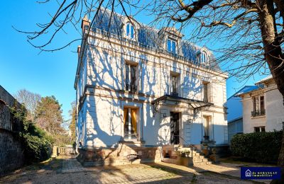 Historic Villa for sale Bourg-la-Reine, Ile-de-France, Photo 2/15