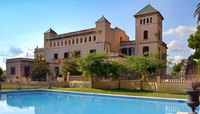 Castle for sale Santa Oliva, Catalonia,  Spain