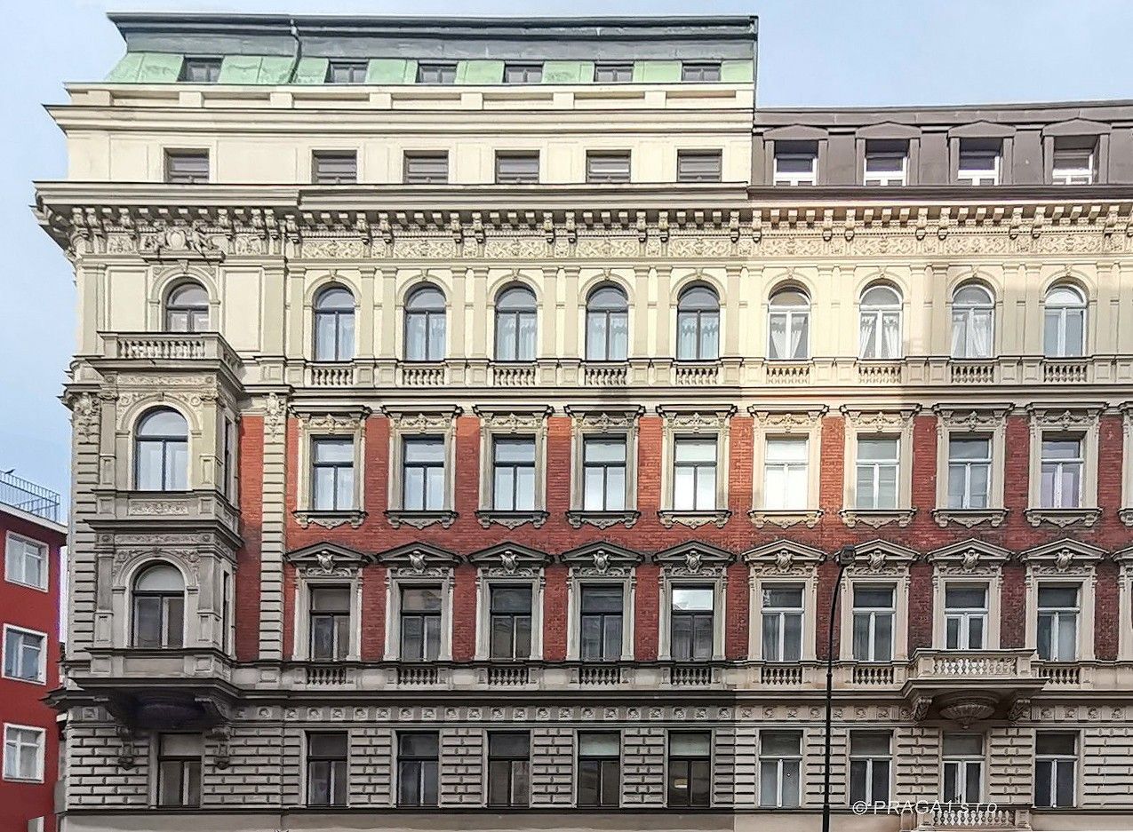 Photos Historical apartment building and hotel in Prague city centre