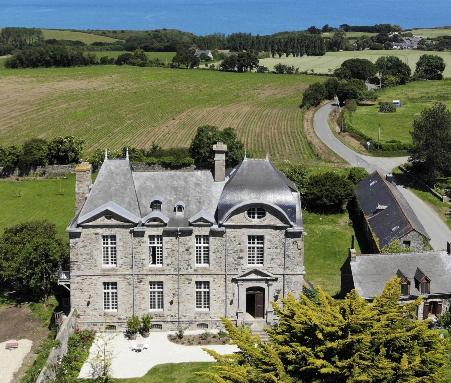 Photos Manor in Brittany with magical sea views