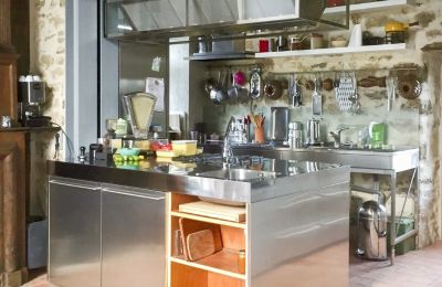 Manor House for sale Pléneuf-Val-André, Le Tertre Rogon, Brittany, Kitchen