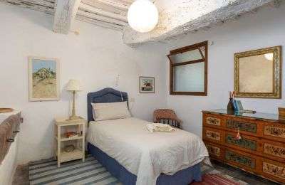 Country home for sale Castellina in Chianti, Tuscany, Bedroom