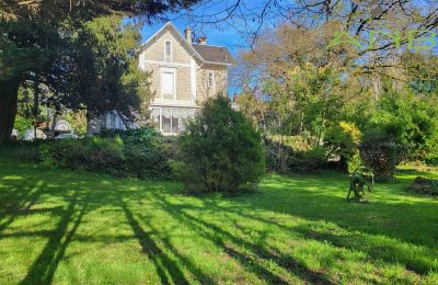Historic Villa Bussac-sur-Charente, New Aquitaine