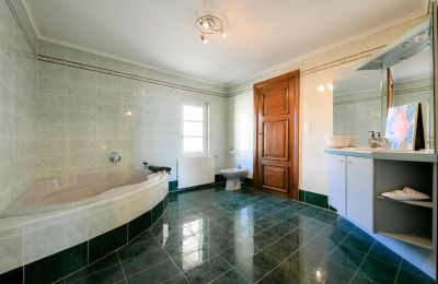 Historic Villa for sale Uzès, Occitania, Bathroom