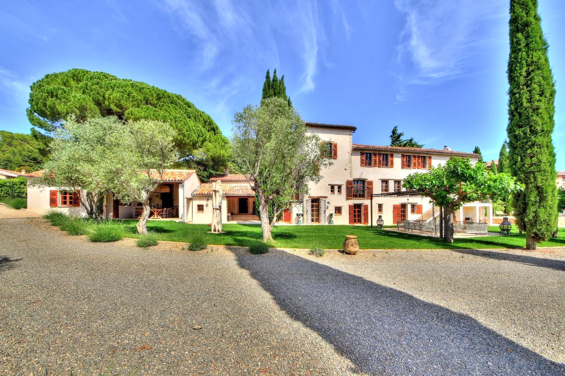 Photos Sumptuous historic property in Provence-Alpes-Côte d'Azur